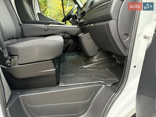 Білий Рено Мастєр, об'ємом двигуна 2.3 л та пробігом 248 тис. км за 20950 $, фото 48 на Automoto.ua