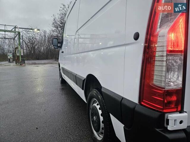 Белый Рено Мастер, объемом двигателя 2.3 л и пробегом 184 тыс. км за 18300 $, фото 26 на Automoto.ua