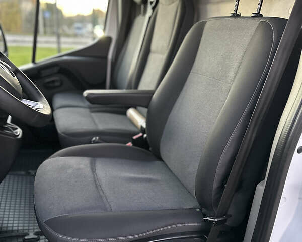 Білий Рено Мастєр, об'ємом двигуна 2.3 л та пробігом 175 тис. км за 19600 $, фото 50 на Automoto.ua