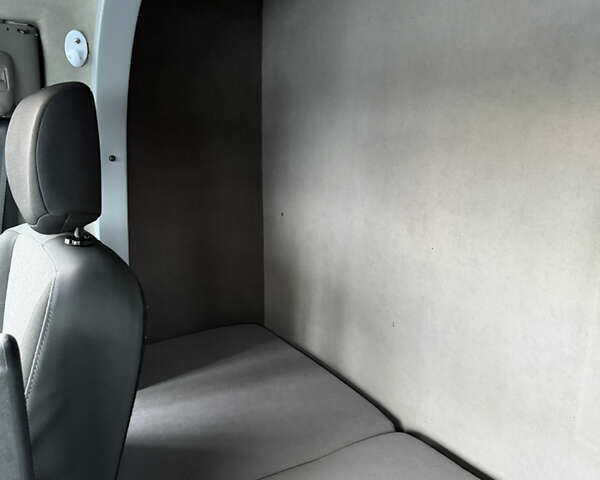 Белый Рено Мастер, объемом двигателя 2.3 л и пробегом 320 тыс. км за 24500 $, фото 43 на Automoto.ua