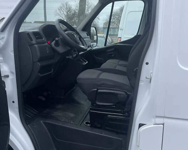 Белый Рено Мастер, объемом двигателя 2.3 л и пробегом 202 тыс. км за 21900 $, фото 17 на Automoto.ua