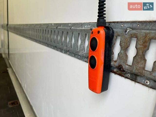 Белый Рено Мастер, объемом двигателя 2.3 л и пробегом 293 тыс. км за 24999 $, фото 46 на Automoto.ua