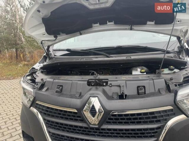 Белый Рено Мастер, объемом двигателя 2.3 л и пробегом 262 тыс. км за 18100 $, фото 20 на Automoto.ua