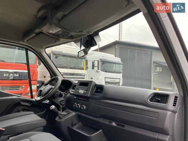 Білий Рено Мастєр, об'ємом двигуна 2.3 л та пробігом 245 тис. км за 17750 $, фото 35 на Automoto.ua