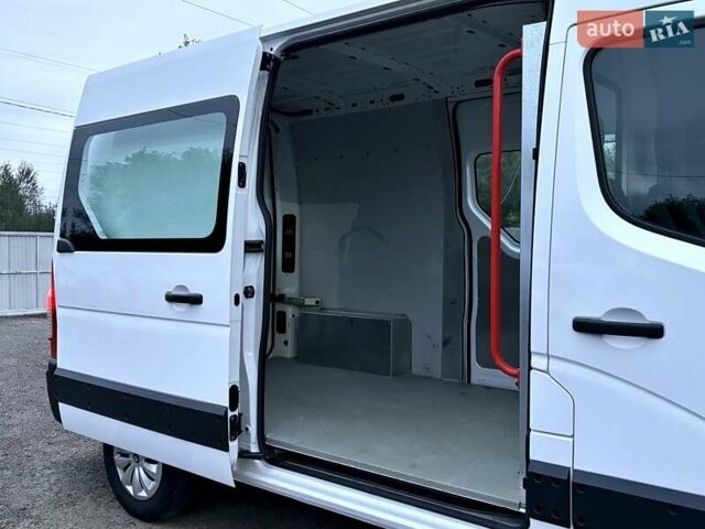 Белый Рено Мастер, объемом двигателя 2.3 л и пробегом 223 тыс. км за 17200 $, фото 11 на Automoto.ua