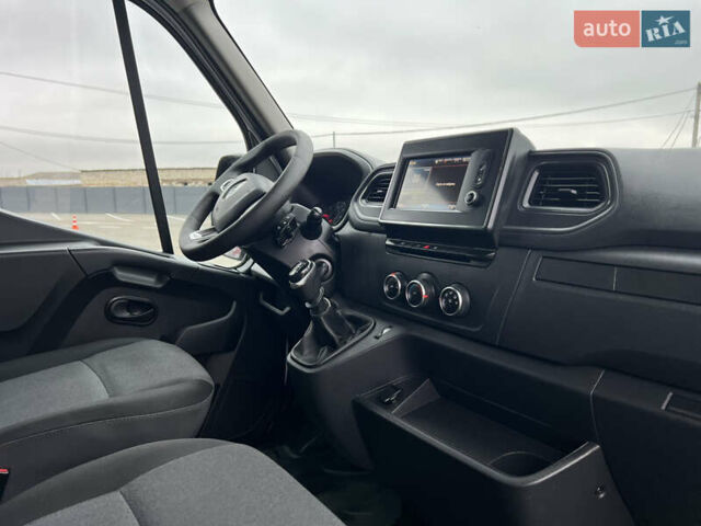 Білий Рено Мастєр, об'ємом двигуна 0 л та пробігом 204 тис. км за 17350 $, фото 32 на Automoto.ua