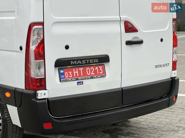 Белый Рено Мастер, объемом двигателя 2.3 л и пробегом 233 тыс. км за 17900 $, фото 54 на Automoto.ua