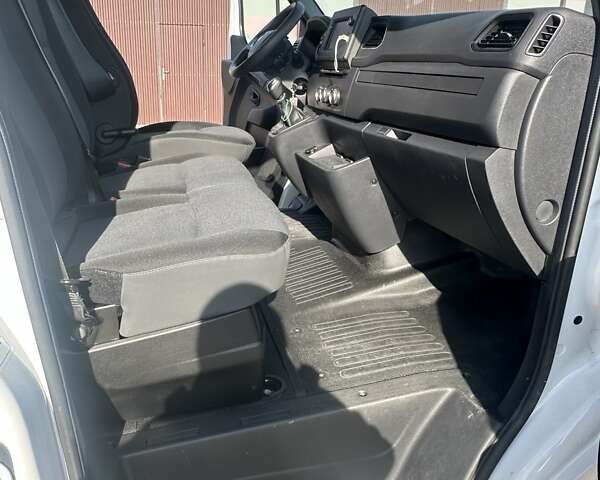 Білий Рено Мастєр, об'ємом двигуна 2.3 л та пробігом 187 тис. км за 21800 $, фото 50 на Automoto.ua