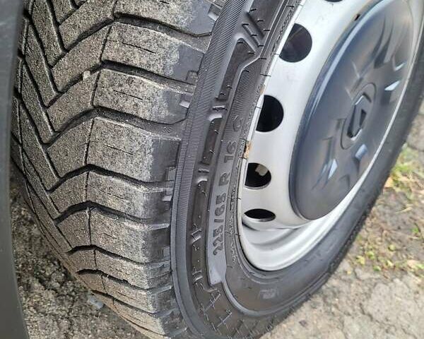 Белый Рено Мастер, объемом двигателя 2.3 л и пробегом 178 тыс. км за 20800 $, фото 64 на Automoto.ua