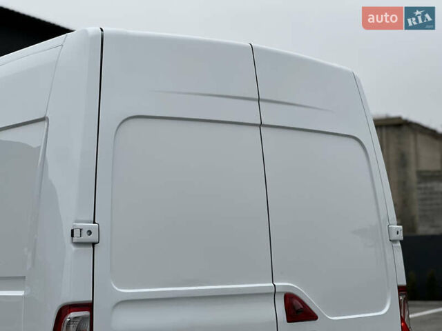 Белый Рено Мастер, объемом двигателя 2.3 л и пробегом 233 тыс. км за 17900 $, фото 53 на Automoto.ua