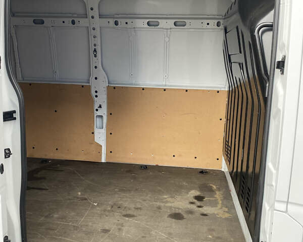 Белый Рено Мастер, объемом двигателя 2.3 л и пробегом 200 тыс. км за 18450 $, фото 26 на Automoto.ua