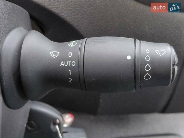 Белый Рено Мастер, объемом двигателя 2.3 л и пробегом 192 тыс. км за 18400 $, фото 55 на Automoto.ua