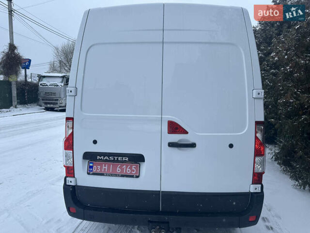 Белый Рено Мастер, объемом двигателя 2.3 л и пробегом 253 тыс. км за 20999 $, фото 3 на Automoto.ua