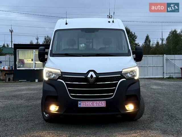 Белый Рено Мастер, объемом двигателя 2.3 л и пробегом 223 тыс. км за 17200 $, фото 2 на Automoto.ua