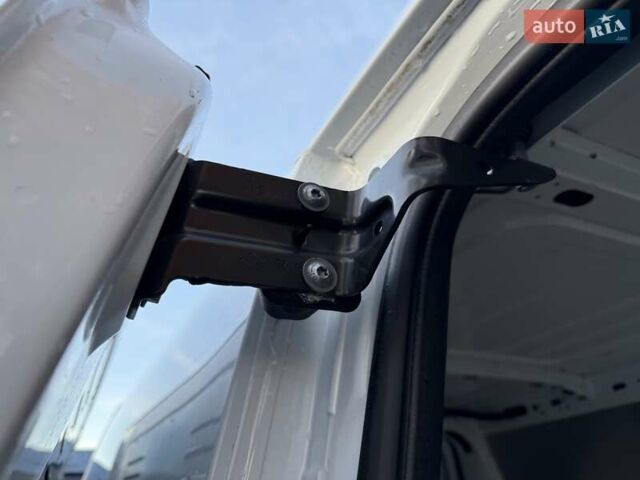 Білий Рено Мастєр, об'ємом двигуна 2.3 л та пробігом 205 тис. км за 20500 $, фото 34 на Automoto.ua
