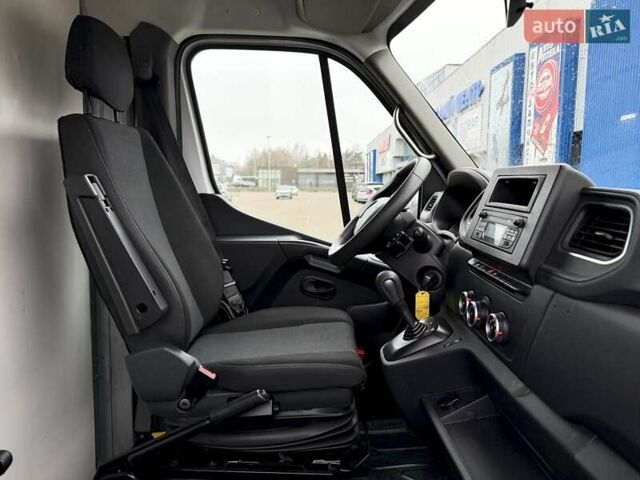 Білий Рено Мастєр, об'ємом двигуна 2.3 л та пробігом 201 тис. км за 17200 $, фото 22 на Automoto.ua