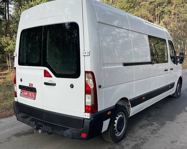 Белый Рено Мастер, объемом двигателя 2.3 л и пробегом 180 тыс. км за 22000 $, фото 62 на Automoto.ua