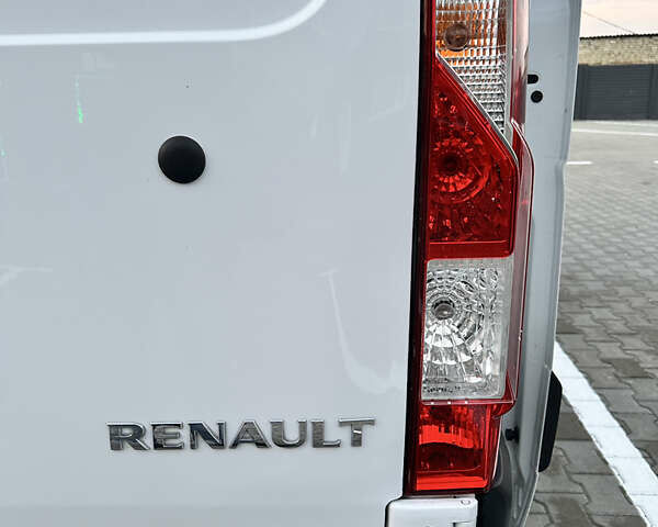 Білий Рено Мастєр, об'ємом двигуна 2.3 л та пробігом 171 тис. км за 18800 $, фото 69 на Automoto.ua