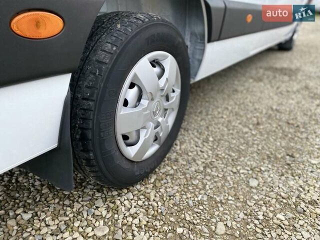 Білий Рено Мастєр, об'ємом двигуна 2.3 л та пробігом 138 тис. км за 18850 $, фото 24 на Automoto.ua