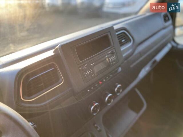 Білий Рено Мастєр, об'ємом двигуна 2.3 л та пробігом 198 тис. км за 17850 $, фото 34 на Automoto.ua