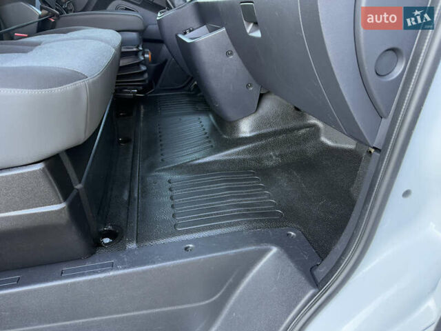 Білий Рено Мастєр, об'ємом двигуна 2.3 л та пробігом 188 тис. км за 26999 $, фото 39 на Automoto.ua