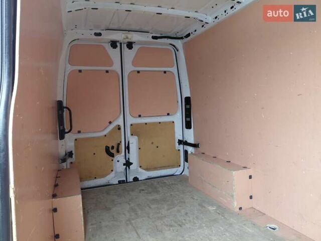 Белый Рено Мастер, объемом двигателя 2.3 л и пробегом 216 тыс. км за 20000 $, фото 18 на Automoto.ua