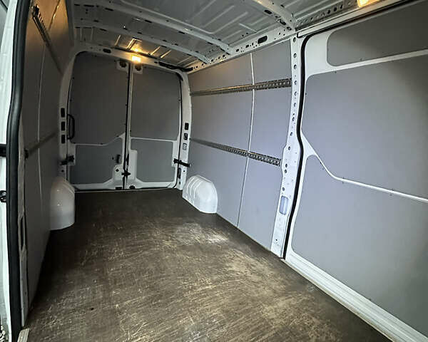 Белый Рено Мастер, объемом двигателя 2.3 л и пробегом 130 тыс. км за 23500 $, фото 17 на Automoto.ua