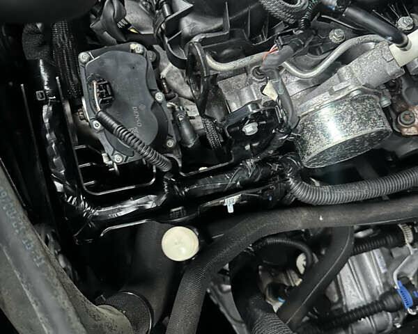 Белый Рено Мастер, объемом двигателя 2.3 л и пробегом 36 тыс. км за 25600 $, фото 20 на Automoto.ua