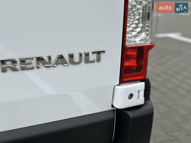 Белый Рено Мастер, объемом двигателя 2.3 л и пробегом 240 тыс. км за 18500 $, фото 32 на Automoto.ua