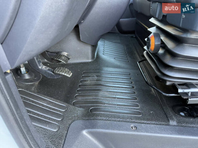 Білий Рено Мастєр, об'ємом двигуна 2.3 л та пробігом 188 тис. км за 26999 $, фото 36 на Automoto.ua