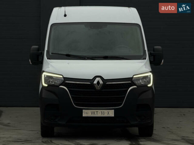 Белый Рено Мастер, объемом двигателя 2.3 л и пробегом 177 тыс. км за 20900 $, фото 3 на Automoto.ua