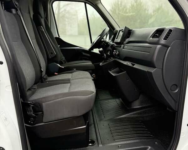 Білий Рено Мастєр, об'ємом двигуна 0 л та пробігом 281 тис. км за 19750 $, фото 14 на Automoto.ua