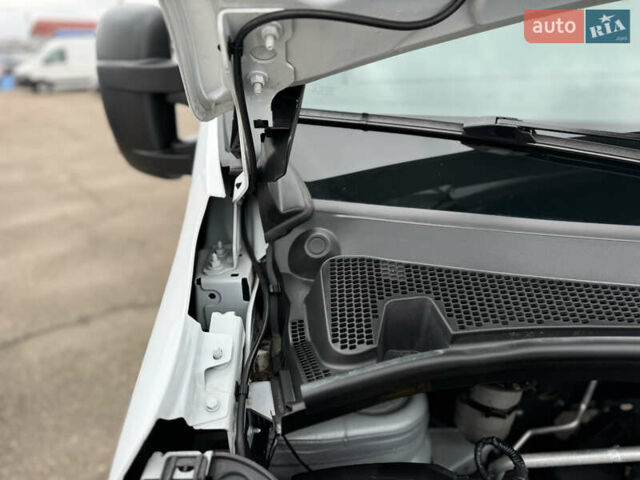 Білий Рено Мастєр, об'ємом двигуна 2.3 л та пробігом 267 тис. км за 21500 $, фото 94 на Automoto.ua