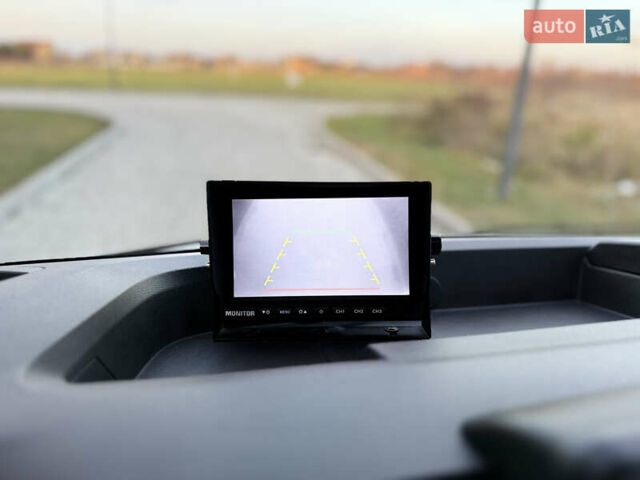 Белый Рено Мастер, объемом двигателя 2.3 л и пробегом 230 тыс. км за 19950 $, фото 29 на Automoto.ua