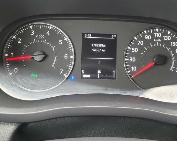 Белый Рено Мастер, объемом двигателя 2.3 л и пробегом 178 тыс. км за 20800 $, фото 40 на Automoto.ua