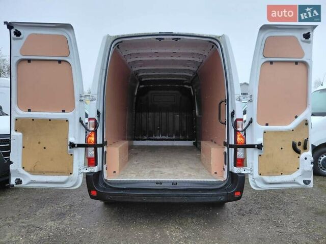 Белый Рено Мастер, объемом двигателя 2.3 л и пробегом 216 тыс. км за 20000 $, фото 27 на Automoto.ua