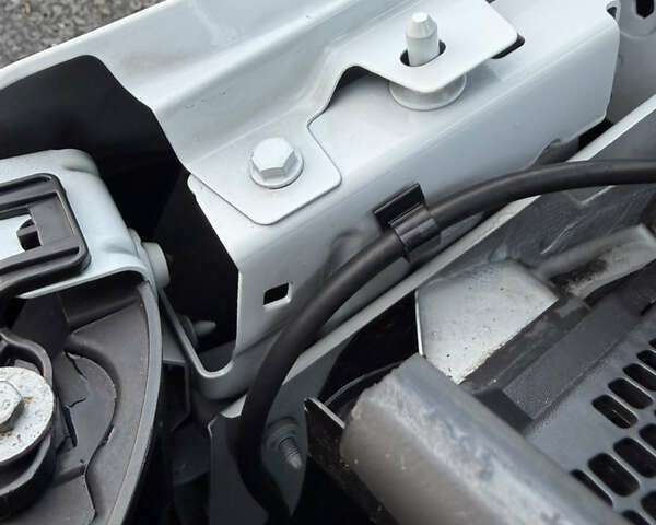 Белый Рено Мастер, объемом двигателя 2.3 л и пробегом 320 тыс. км за 24500 $, фото 22 на Automoto.ua