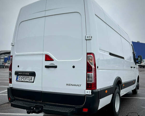 Белый Рено Мастер, объемом двигателя 2.3 л и пробегом 229 тыс. км за 25300 $, фото 2 на Automoto.ua