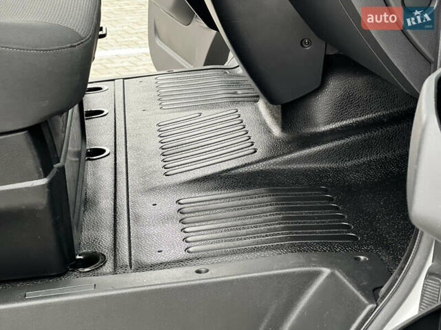 Белый Рено Мастер, объемом двигателя 2.3 л и пробегом 233 тыс. км за 17900 $, фото 105 на Automoto.ua