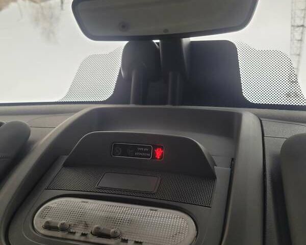 Белый Рено Мастер, объемом двигателя 2.3 л и пробегом 178 тыс. км за 20800 $, фото 45 на Automoto.ua