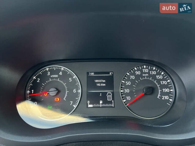 Белый Рено Мастер, объемом двигателя 2.3 л и пробегом 189 тыс. км за 18555 $, фото 22 на Automoto.ua