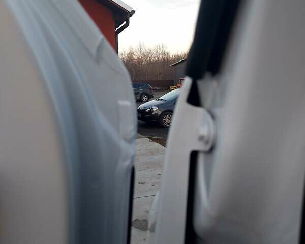 Білий Рено Мастєр, об'ємом двигуна 2.3 л та пробігом 257 тис. км за 17900 $, фото 11 на Automoto.ua