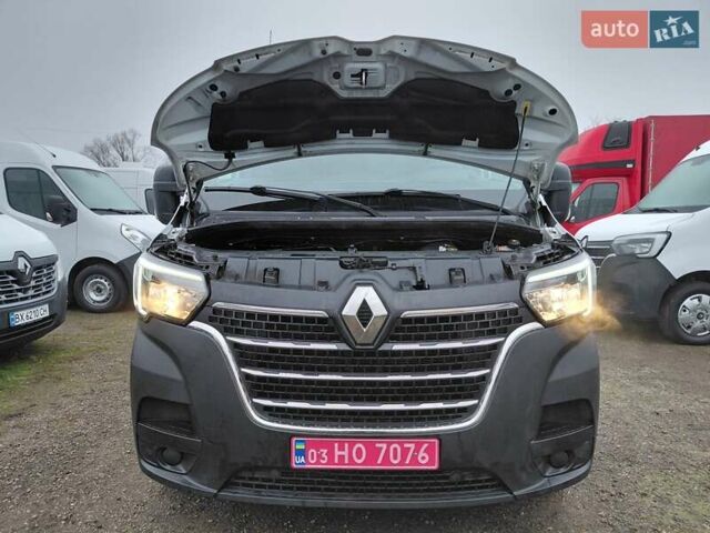 Белый Рено Мастер, объемом двигателя 2.3 л и пробегом 216 тыс. км за 20000 $, фото 10 на Automoto.ua