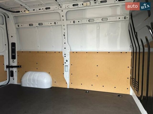 Білий Рено Мастєр, об'ємом двигуна 2.3 л та пробігом 248 тис. км за 20950 $, фото 58 на Automoto.ua