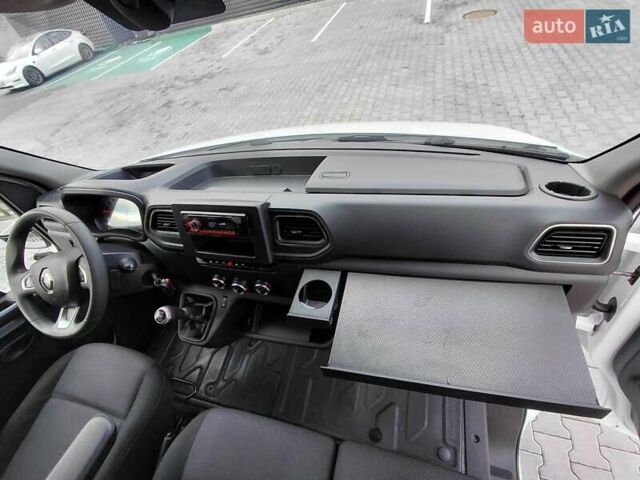 Белый Рено Мастер, объемом двигателя 2.3 л и пробегом 192 тыс. км за 18400 $, фото 46 на Automoto.ua