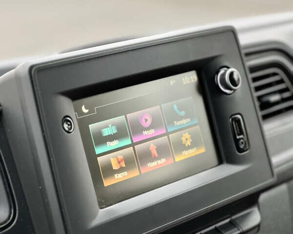 Белый Рено Мастер, объемом двигателя 2.3 л и пробегом 372 тыс. км за 18500 $, фото 11 на Automoto.ua