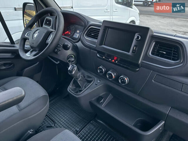 Белый Рено Мастер, объемом двигателя 0 л и пробегом 252 тыс. км за 18800 $, фото 46 на Automoto.ua