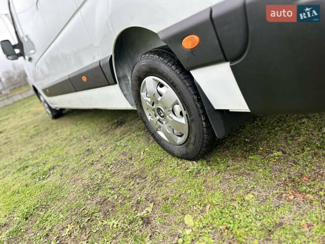 Білий Рено Мастєр, об'ємом двигуна 2.3 л та пробігом 169 тис. км за 18400 $, фото 27 на Automoto.ua