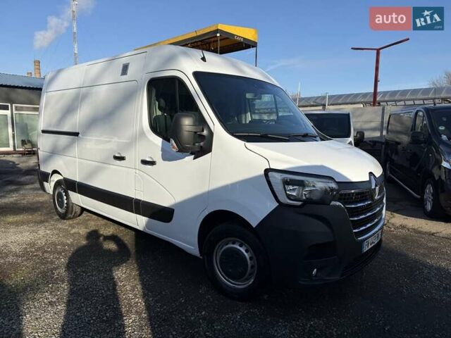 Белый Рено Мастер, объемом двигателя 2.3 л и пробегом 250 тыс. км за 19999 $, фото 3 на Automoto.ua