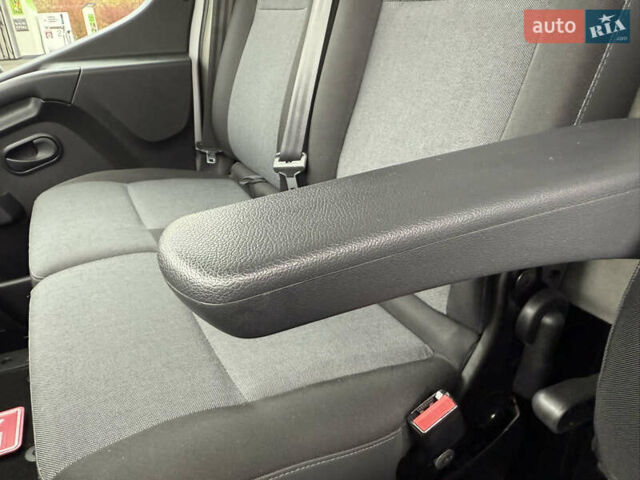 Білий Рено Мастєр, об'ємом двигуна 0 л та пробігом 266 тис. км за 21300 $, фото 38 на Automoto.ua